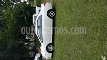 Foto venta Auto usado Toyota Corolla 1.8 XLi (2012) color Blanco precio $330.000