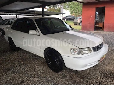 Toyota Corolla 1.8 XEi usado (2001) color Blanco precio $180.000