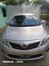 foto Toyota Corolla 1.8 XEi usado (2013) color Gris Plata precio $420.000