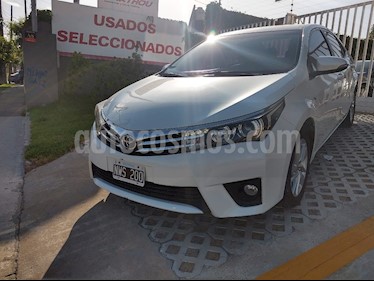 foto Toyota Corolla 1.8 XEi usado (2014) color Blanco precio $590.000