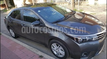 Toyota Corolla 1.8 XEi CVT usado (2015) color Gris Oscuro precio $850.000