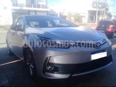 foto Toyota Corolla 1.8 XEi usado (2019) color Gris Plata precio $1.300.000