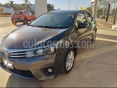 Toyota Corolla 1.8 XEi Aut usado (2014) color Gris Oscuro precio $945.000