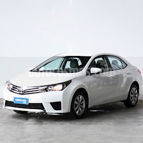 Toyota Corolla 1.8 XLi usado (2017) color Blanco precio $850.000