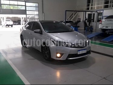 foto Toyota Corolla 1.8 XEi usado (2017) color Gris Claro precio $920.000