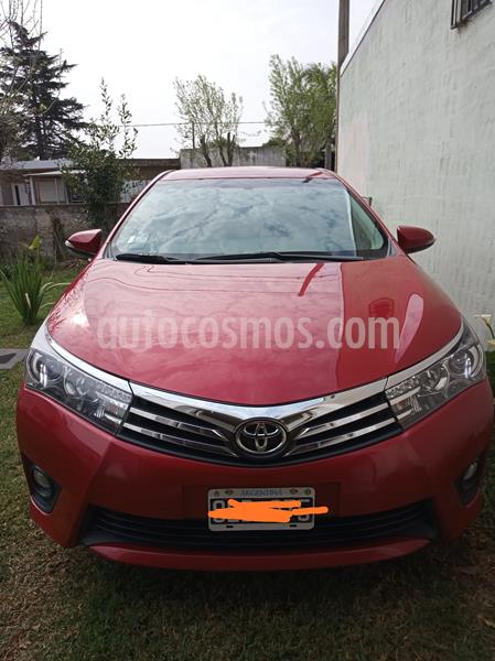 foto Toyota Corolla 1.8 XEi Aut usado (2015) color Rojo precio $1.285.000