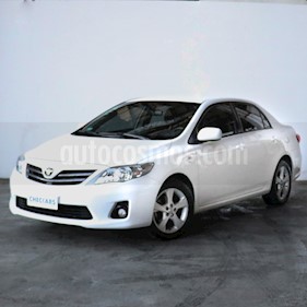 Toyota Corolla 1.8 XEi usado (2014) color Blanco precio $670.000