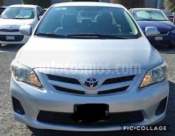 foto Toyota Corolla CE 1.8L usado (2011) color Plata precio $85,000