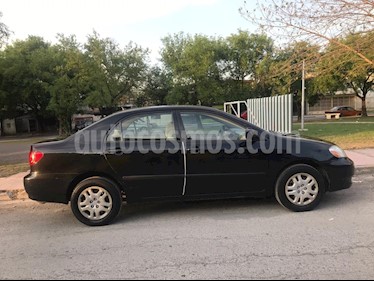 foto Toyota Corolla CE 1.8L usado (2007) color Negro precio $81,000