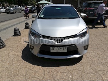 foto Toyota Corolla GL CVT usado (2017) color Plata precio $8.950.000