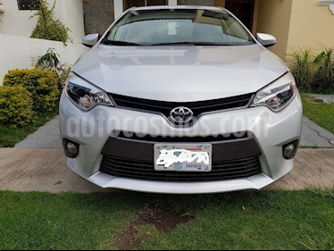 Toyota Corolla LE 1.8L Aut usado (2015) color Plata Metalico precio $205,000