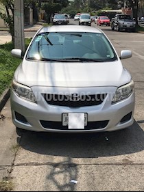 Foto Toyota Corolla LE 1.8L Aut usado (2010) color Plata precio $129,000