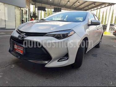 foto Toyota Corolla LE 1.8L Aut usado (2017) color Plata precio $240,000