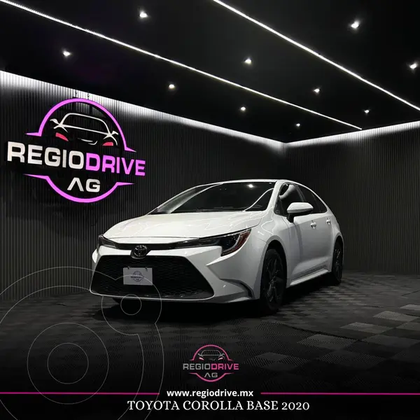 Foto Toyota Corolla Base Aut usado (2020) color Blanco precio $299,900