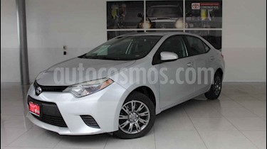 Toyota Corolla 4p Base L4/1.8 Aut usado (2015) color Plata precio $185,000