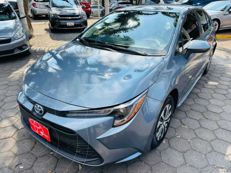 Foto Toyota Corolla LE Aut usado (2024) color Gris precio $443,000