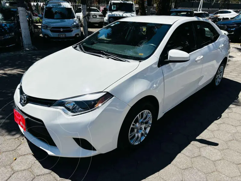 Foto Toyota Corolla Base Aut usado (2016) color Blanco precio $207,000