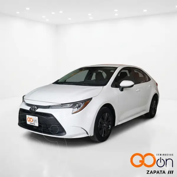 Foto Toyota Corolla Base Aut usado (2023) color TOYBLANCOBLANCO precio $345,000