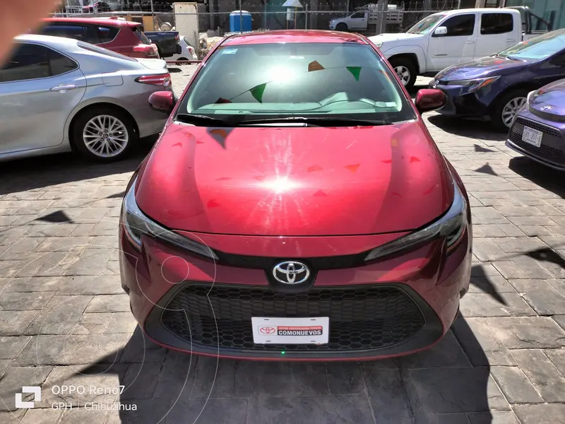 Foto Toyota Corolla LE Aut usado (2022) color Rojo Cobrizo precio $398,000
