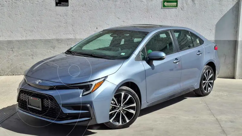 Foto Toyota Corolla SE Aut usado (2024) color Blanco precio $494,000