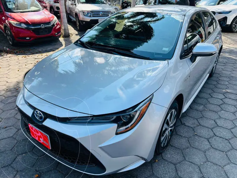Foto Toyota Corolla LE Aut usado (2021) color Plata financiado en mensualidades(enganche $101,319 mensualidades desde $8,999)