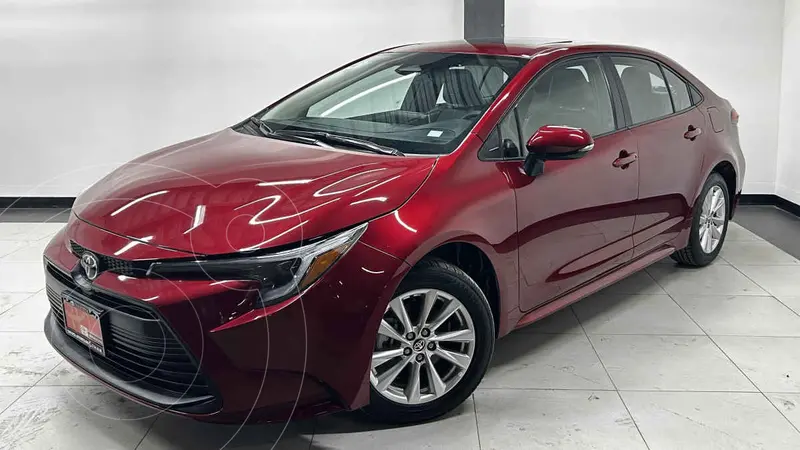 Foto Toyota Corolla XLE Aut usado (2023) color Rojo financiado en mensualidades(enganche $95,700 mensualidades desde $9,441)