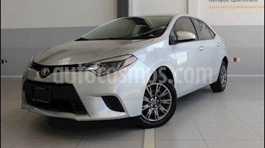 foto Toyota Corolla Base Aut usado (2015) color Plata precio $150,000