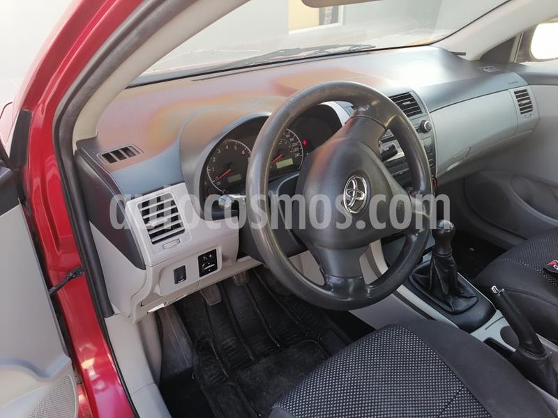 Toyota Corolla XLE 1.8L SR usado (2011) color Rojo precio $125,000