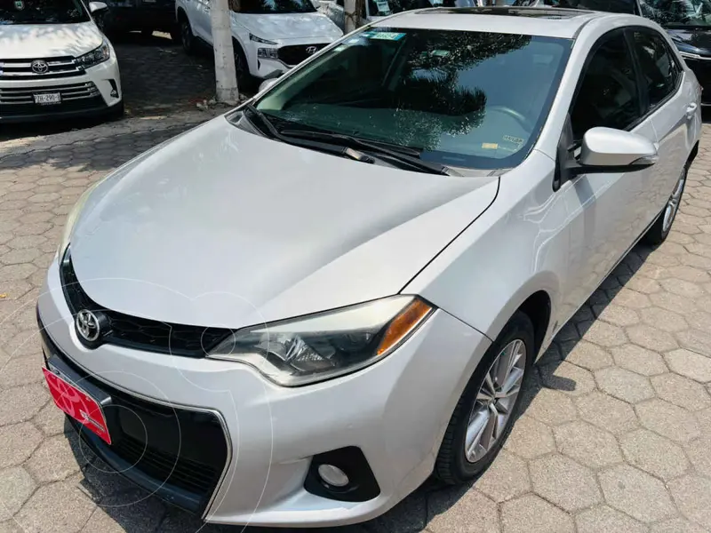 Foto Toyota Corolla S Aut usado (2015) color Plata precio $217,000