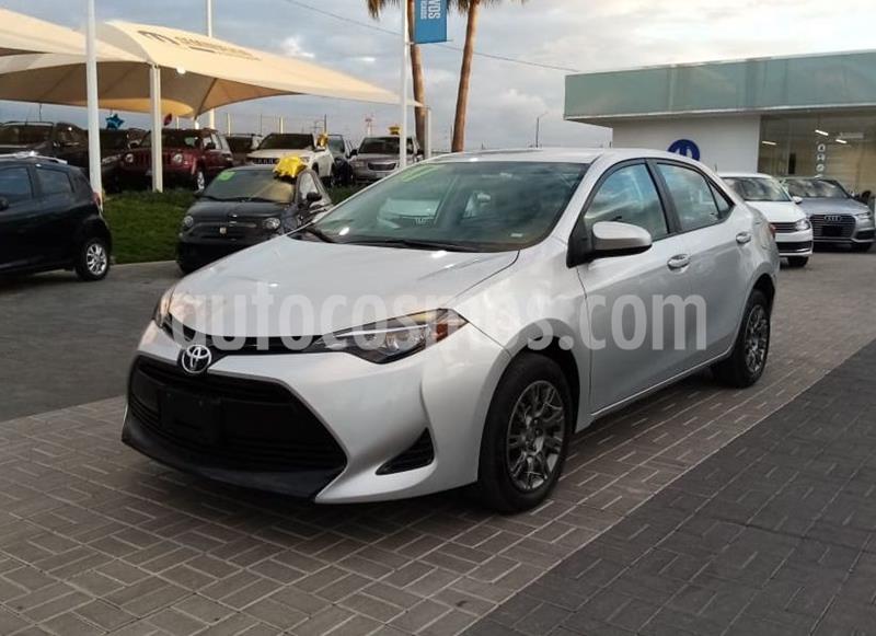 Toyota Corolla Base usado (2017) color Plata Dorado precio $210,000