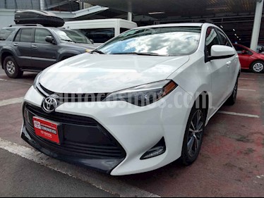 Toyota Corolla 4p LE L4/1.8 Aut usado (2017) color Blanco precio $248,000