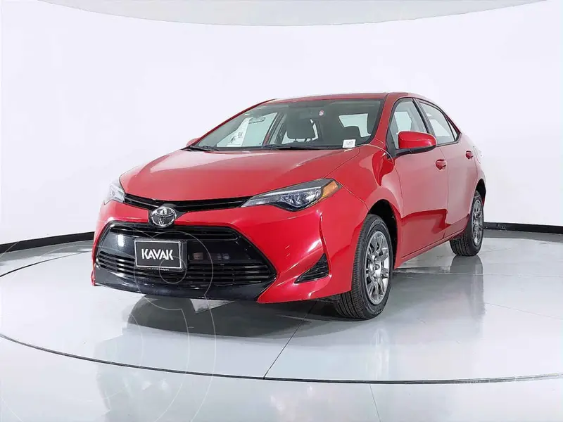 Foto Toyota Corolla Base usado (2018) color Rojo precio $257,999