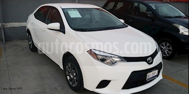 foto Toyota Corolla Base Aut usado (2015) color Blanco precio $195,000