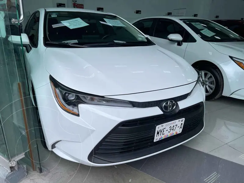 Foto Toyota Corolla Base Aut usado (2024) color Blanco financiado en mensualidades(enganche $104,812 mensualidades desde $8,850)