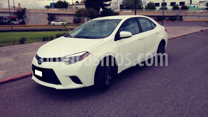 Toyota Corolla Base usado (2014) color Blanco precio $175,000