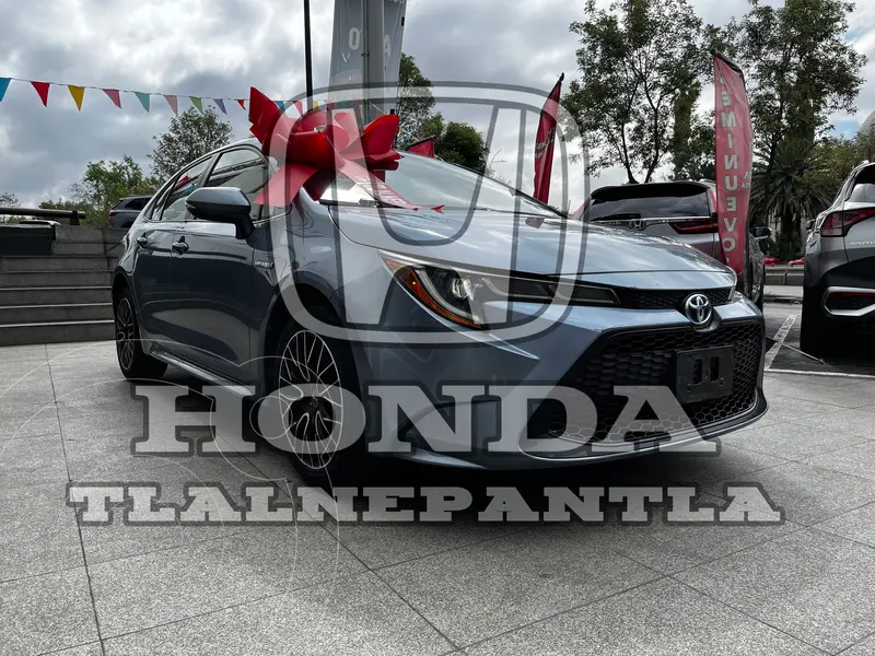 Foto Toyota Corolla LE Aut usado (2021) color Gris precio $347,000