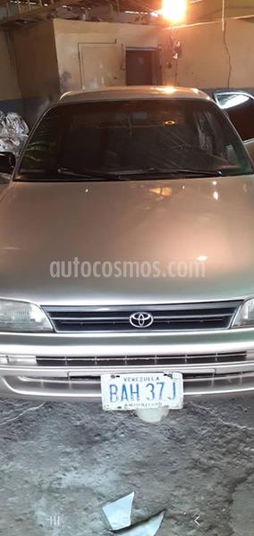 Toyota Corolla XLI 1.6 usado (1997) color Gris precio u$s200