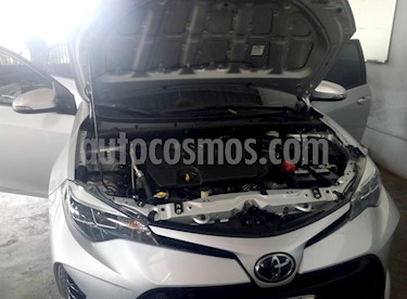 Toyota Corolla 1.8 AT usado (2017) color Gris precio BoF27.000