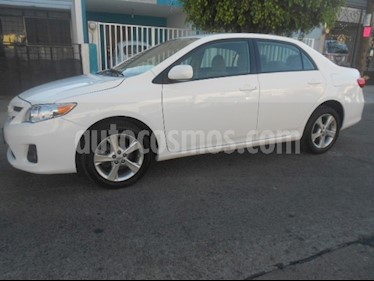 foto Toyota Corolla XLE 1.8L usado (2011) color Blanco precio $132,000