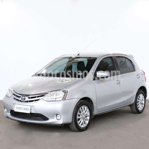 Toyota Etios Hatchback XLS usado (2015) color Gris Plata precio $863.000