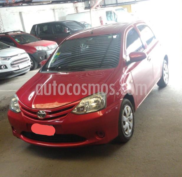 Toyota Etios Hatchback X usado (2015) color Rojo precio $700.000