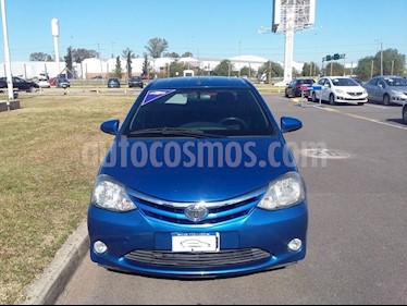 Foto Toyota Etios Hatchback XLS usado (2013) color Azul precio $190.000