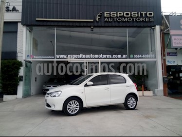 Foto venta Auto usado Toyota Etios Hatchback XLS (2014) color Blanco precio $335.000