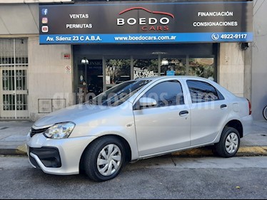 Foto venta Auto usado Toyota Etios Sedan - (2018) color Gris precio $485.000