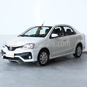 Toyota Etios Sedan XLS usado (2018) color Blanco precio $788.000