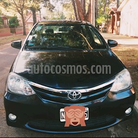 foto Toyota Etios Sedán XLS usado (2013) color Verde precio $480.000