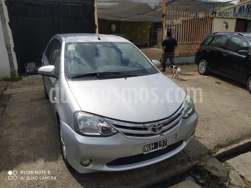 foto Toyota Etios Sedán XLS usado (2014) color Gris precio $750.000