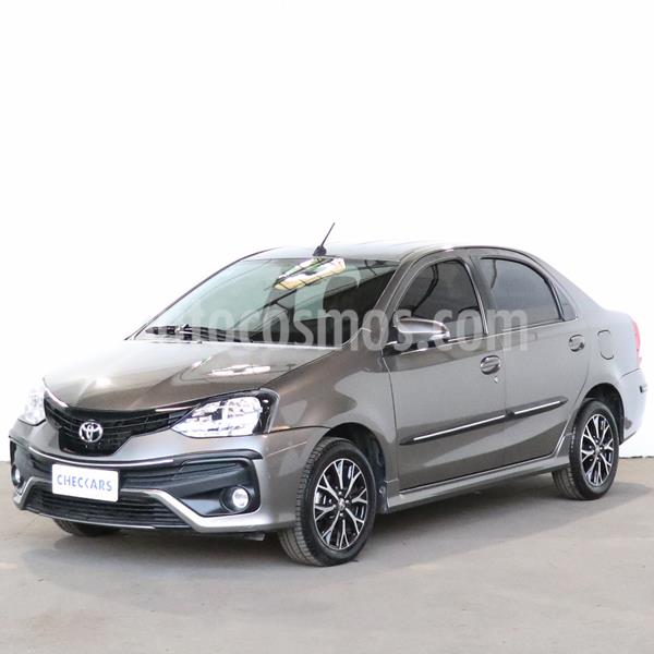 foto Toyota Etios Sedán XLS Aut usado (2019) color Gris Oscuro precio $1.257.100