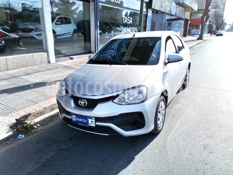 foto Toyota Etios Sedán XS 2016/17 usado (2018) color Gris Claro precio $830.000