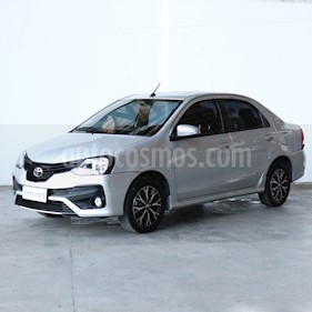 foto Toyota Etios Sedán XLS usado (2018) color Gris precio $758.000